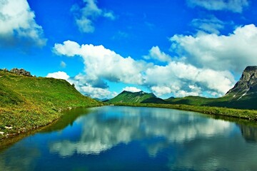 Fototapeta premium Austrian Alps - view of the lake near mountain Karhorn in the Lechtal Alps