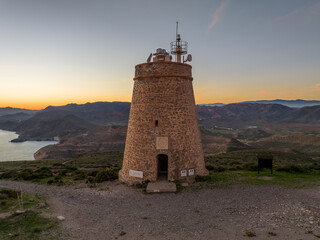 Faro Punta de la Polacra situado en Níjar, provincia de Almería, Andalucía, España