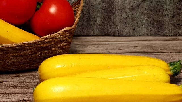 calabacin amarillo  curcubita zapallos ayotes ahuyamas pipianes zuquini 