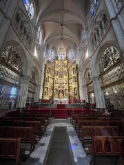 Fachada, puertas, techos y espacios incre&iacute;bles de la catedral de Burgos, Espa&ntilde;a.