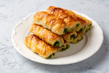 Turkish Tepsi Boregi, Round Borek, Tray pastry (Turkish name; rulo borek - sigara boregi). Spinach Pie.