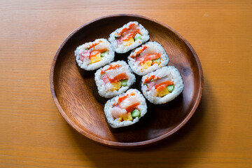 海鮮太巻き寿司