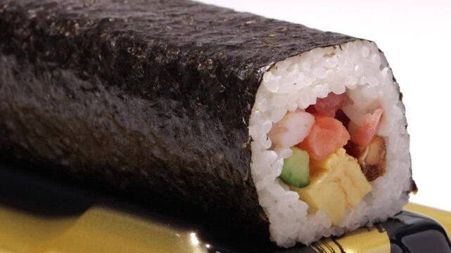 恵方巻、海苔巻き、海鮮巻き、太巻き、節分の行事