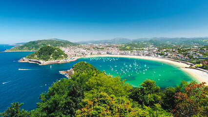 Obraz premium Summer in San Sebastián, Spain