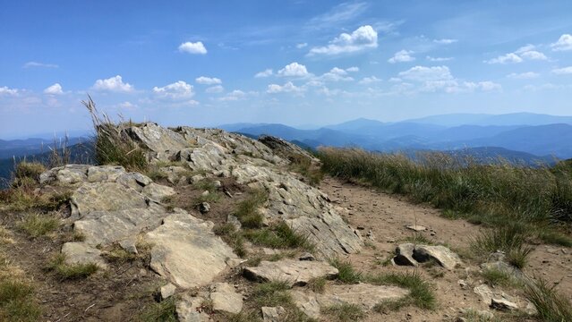 Gory Polskie i droga na Halicz Rozsypaniec w Bieszczadach