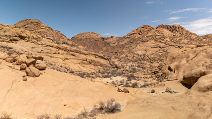 A thrilling ride across Namibia’s desert in a rugged 4x4 vehicle