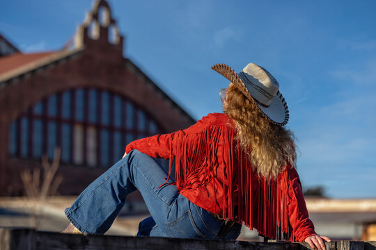Cowgirls cowgirl western fashion cowtown fringe jacket