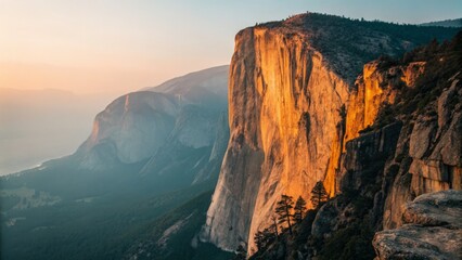 Fototapeta premium Stunning Candid Shot: Nature's Chin, Sun-Kissed Rock Formation