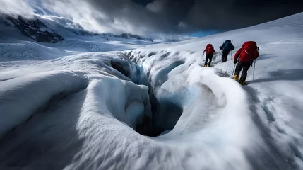 Acrylic prints Extremes Bergabenteuer – Gletscherwanderer überqueren gefährliche Eisspalte   