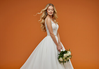 신부 결혼 웨딩 드레스 lovely bride wedding dress 