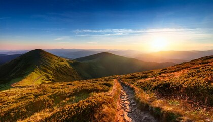 Naklejka premium trial to the peak in carpathian mountains in the morning
