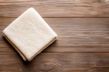 P A simple design of a reusable cotton cleani