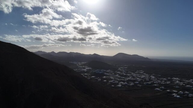 pueblo de tinajo air