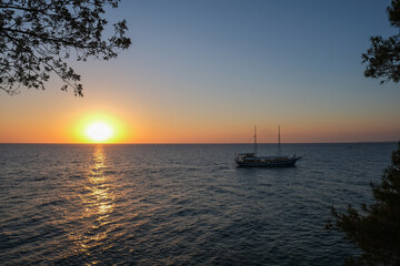 Sailing into the Sunset A Serene Ocean View