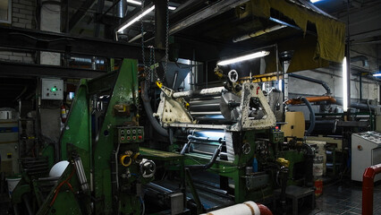 Flexo press for printing label