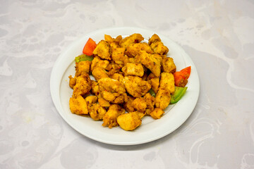 Sauteed chicken with carrots and peas ( Turkish ; Tavuk Sote ) Kori soslu, Kremali Mantarli, Meksika usulu tavuk.
