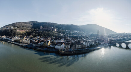 Obraz premium Heidelberg, Germany – Historic University Town with Heidelberg Castle, Old Bridge, and Scenic Neckar River Views | Romantic Old Town and Cultural Landmark in Baden-Württemberg