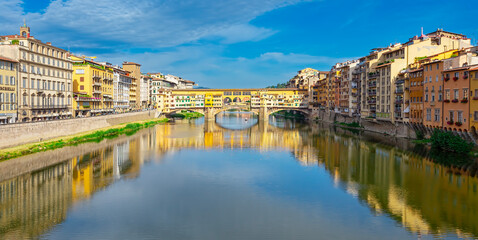 Obraz premium Ponte Vecchio in Florence , Italy
