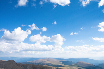 Obraz premium Endless cloudy skies at Mt Evans Colorado