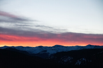 Obraz premium Lingering Light Over the Rocky Mountains