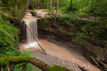 Hörschbachschlucht bei Murrhardt. Vorderer Wasserfall.