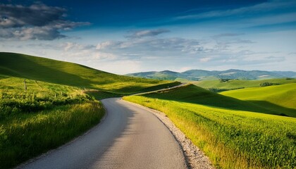 Obraz premium road in the mountains