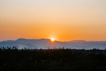 Fototapeta premium Sunrise Over Mountain Range (Aurora Montium)