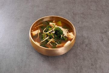 Miso soup
냉이된장국