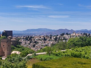 Obraz premium panoramic view of the city of granada
