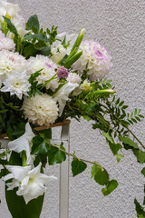 Beautiful arrangement of white and green flowers in a contemporary setting