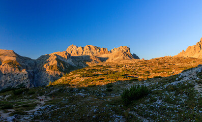 sextnerndolomites near the tre cime