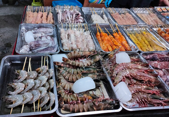 Fresh seafood at Gili T night market