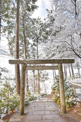 雪の日の圓光寺にて