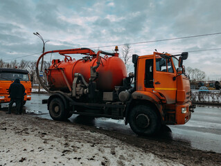 Sewage cleaning vacuum truck. Septic cleaning vacuum service and maintenance