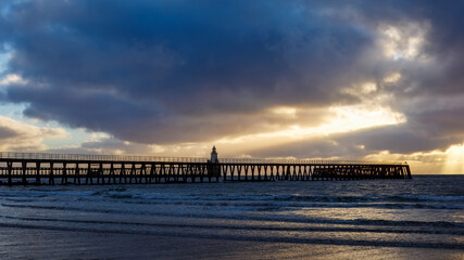 Fototapeta premium Dramatic Sunrise over Blyth Beach, Northumberland