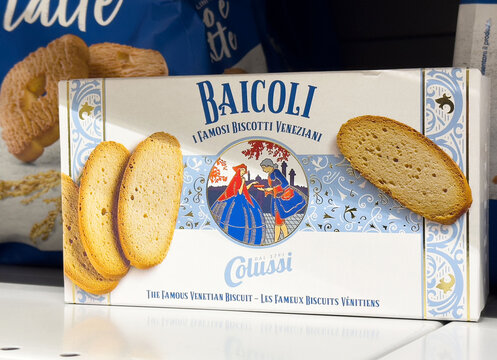 Baicoli venetian biscuit packaging with blue and gold design on store shelf