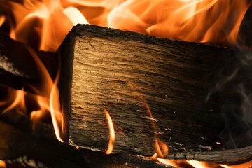 炎　焚き火