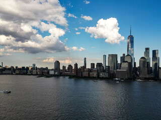 Obraz premium NYC aerial view. New York City skyline, cityscape of Manhattan in USA. New York City NYC Manhattan Downtown Skyline, viewed from Jersey City, New Jersey, USA.