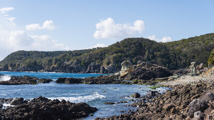 日本：爪木崎の俵磯【伊豆半島ジオパーク／富士箱根伊豆国立公園】静岡県下田市