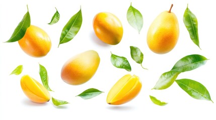 Obraz premium A bunch of mango fruit with green leaves scattered around them