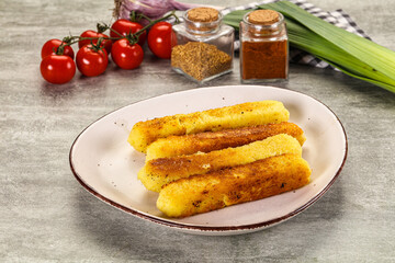 Crispy breaded mozarella cheese sticks