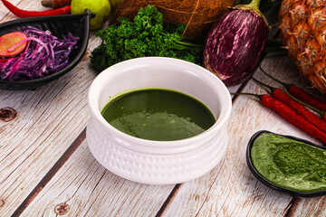 Vegan green cream spinach soup