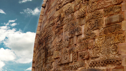 Naklejka premium Sarnath Buddhist place | stone inscription 