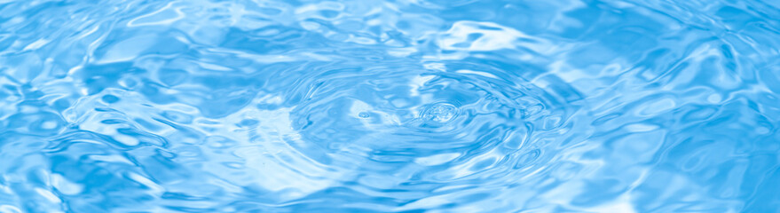 美しい水面の模様