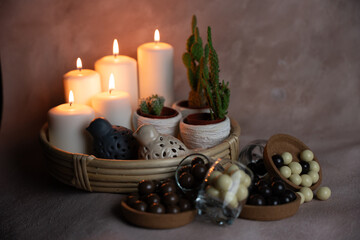 chocolate and caramel, round and delicious dessert standing in front of candlelight