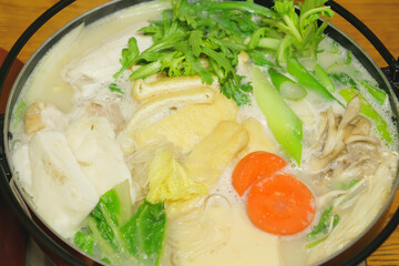 Japanese nabe cuisine, a winter tradition, delicious and warm