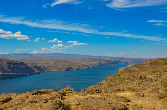 Aerial view of Columbia River flowing through a prairie landscape, Washington, USA