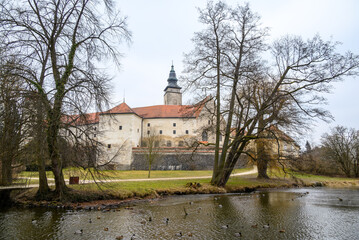 Obraz premium Telc castle in the old town of Telc, Unesco World Heritage Site in Telc, Czech Republic
