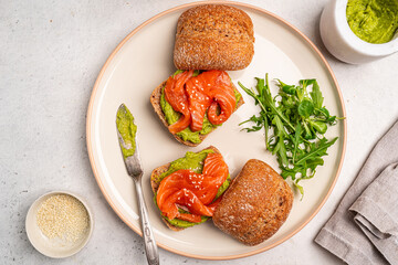 Avocado salmon sandwich