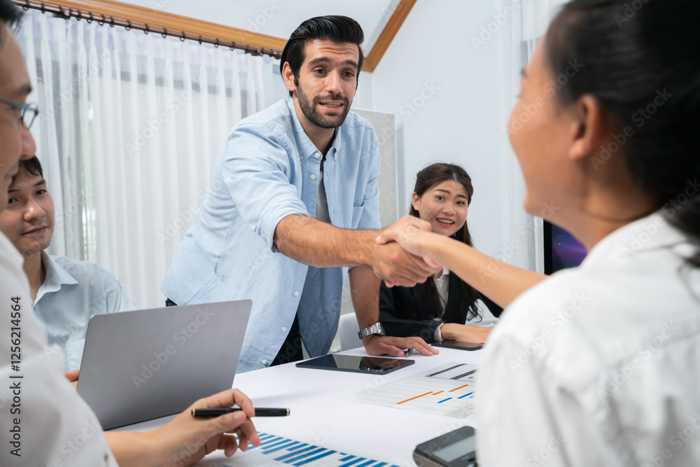 Aufkleber diverse group of office employee worker shake hand after making agreement on strategic business mark